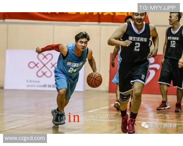 南京篮球队近期状态分析与表现评估探讨